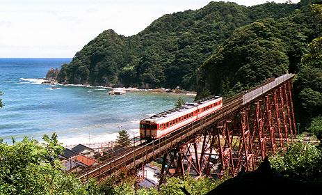 t16.jpg (43701 bytes)